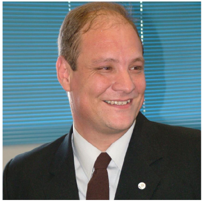 Ariangelo Hauer Dias