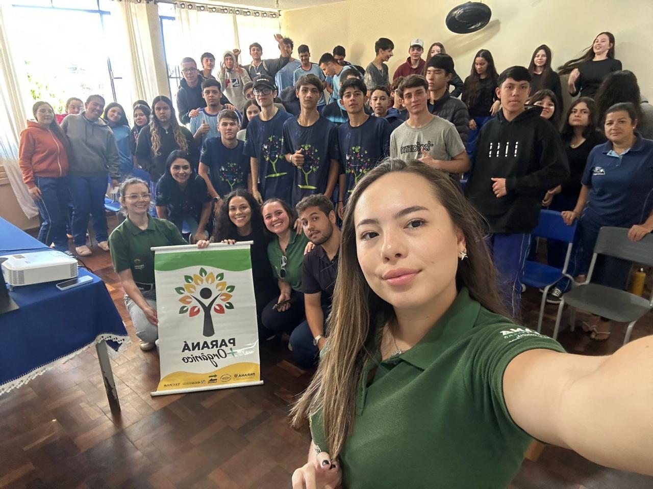 PMO Lama/UEPG conversa com alunos da Escola Professora Fabiana Pimentel em Castro