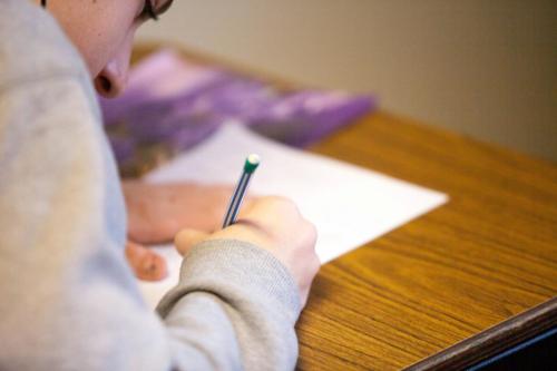 <h3 style="color:#ffffff">Inscrições</h3><br>Processo Seletivo de Alunos<br><br>Graduação<br><br>Especialização