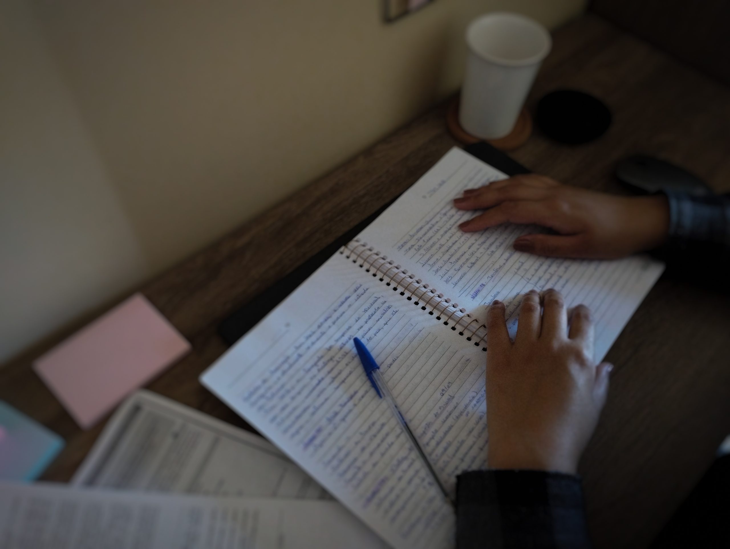 Esgotamento crônico compromete saúde mental dos trabalhadores e resulta na Síndrome de Burnout