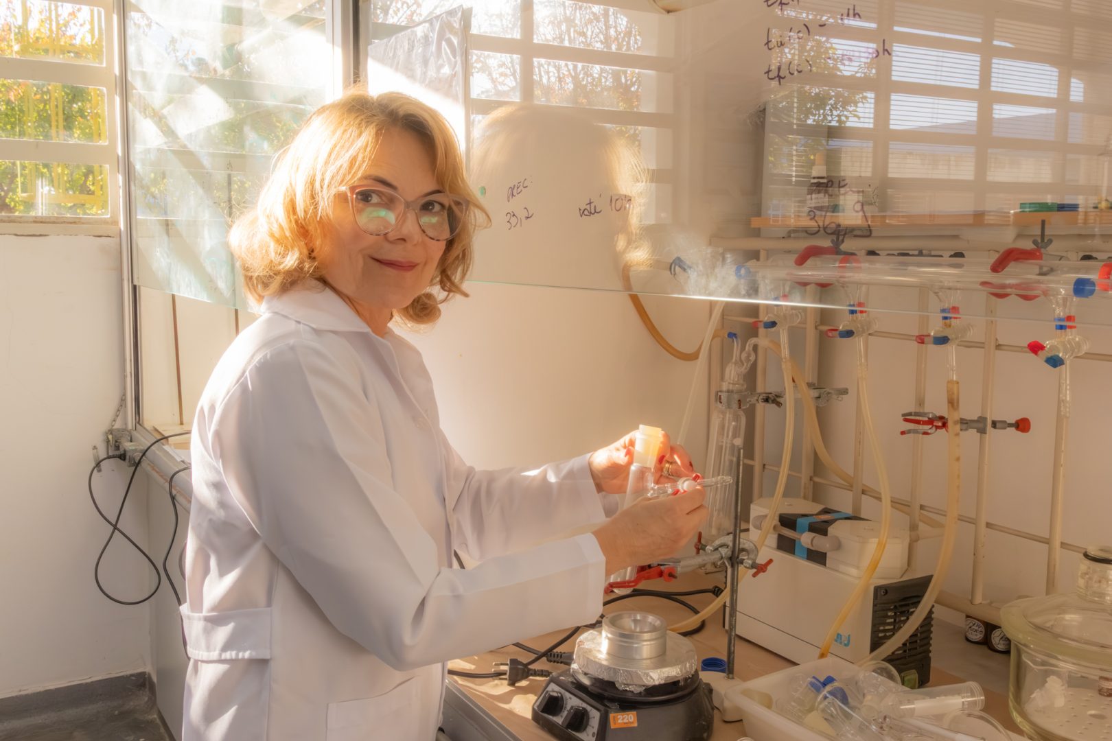 UEPG se destaca em pesquisa e parcerias internacionais no novo relatório da THE